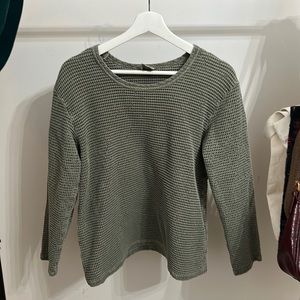 WORN ONCE- waffle textured green long sleeve tshirt